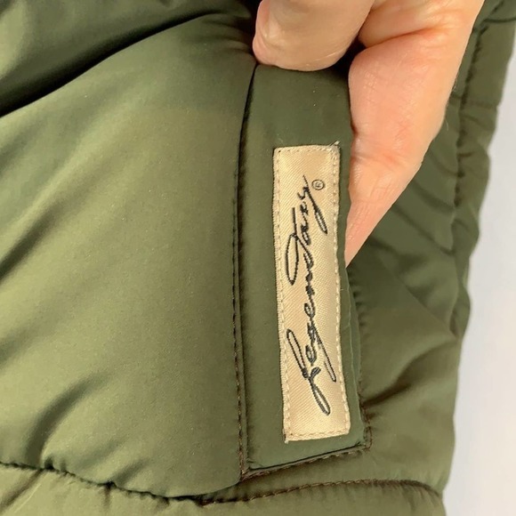 Legendary Military Green Puffer Vest w/ Toggle Buttons - Picture 4 of 12